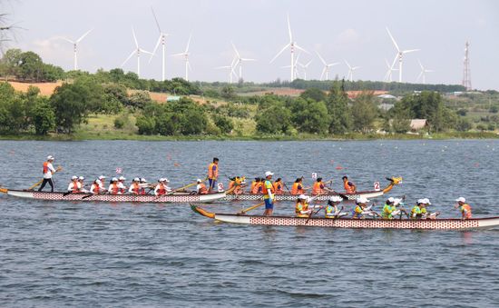 Khởi tranh giải đua thuyền truyền thống vô địch quốc gia 2023