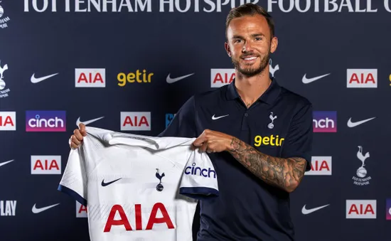 Tottenham ra mắt tân binh James Maddison