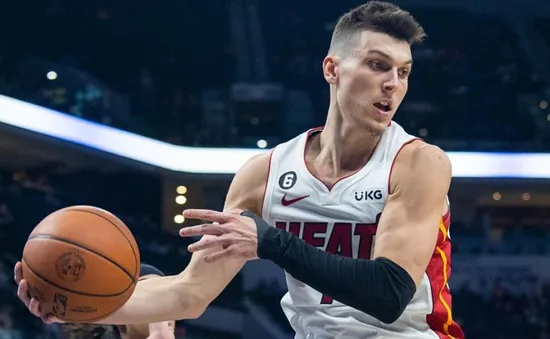 Tyler Herro vẫn chưa thể thi đấu trở lại