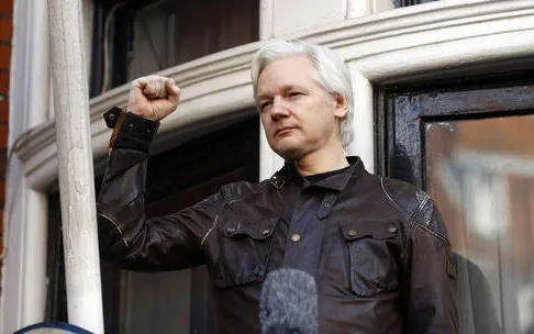 Nhà sáng lập WikiLeaks đưa ra kháng cáo cuối cùng