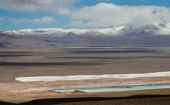 Đàm phán về kế hoạch sản xuất lithium tại Argentina