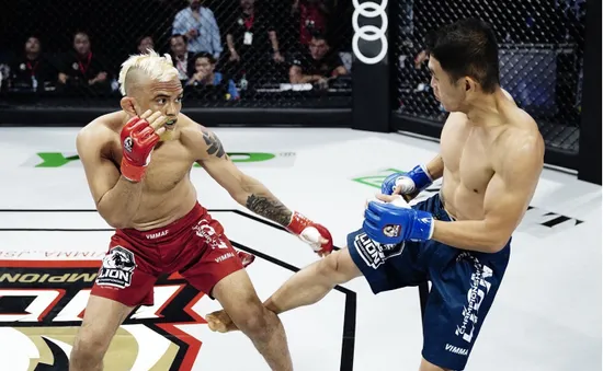 Võ sĩ người Brazil trở lại, thắng áp đảo tại giải MMA chuyên nghiệp Việt Nam
