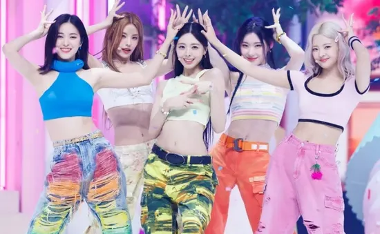 ITZY sở hữu 5 album lọt top Billboard 200