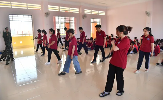Kiên Giang: Làm mới bộ môn giáo dục Quốc phòng – An ninh cho học sinh, sinh viên