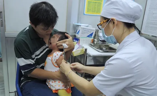 Tiêm ngừa vaccine 5 trong 1 được phân bổ cho trẻ