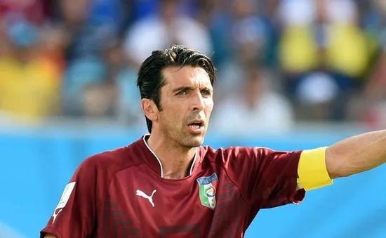 Gianluigi Buffon giải nghệ ở tuổi 45