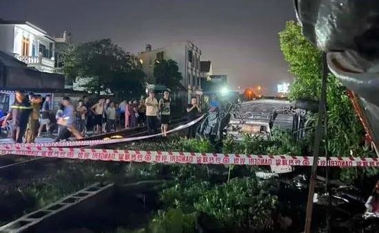Vụ tàu hỏa đâm ô tô tại Hải Phòng: 2 nạn nhân nữ bị thương khá nặng