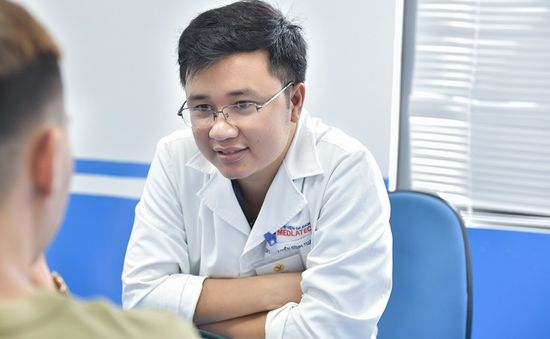 Nam thanh niên nhập viện vì rối loạn tâm thần, hành vi do sử dụng cần sa