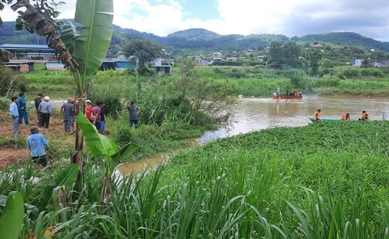 Lội qua sông Đa Nhim chơi, bé trai 7 tuổi bị đuối nước tử vong