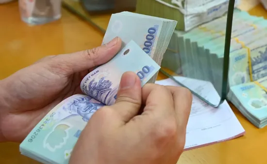 Chọn kênh đầu tư năm 2024: Gửi ngân hàng, chứng khoán hay vàng, đất?