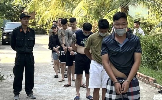 Bắt băng nhóm chuyên làm giả hồ sơ đất để lừa đảo rồi trốn đi resort ở Phú Quốc