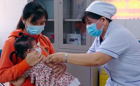 Cung ứng trở lại vaccine cho Chương trình tiêm chủng mở rộng