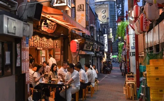 Nhật Bản: Quận Shinjuku nói không với rượu vào các dịp nghỉ lễ