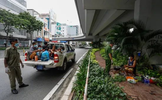 TP Hồ Chí Minh mở đợt cao điểm thu dung người vô gia cư, lang thang