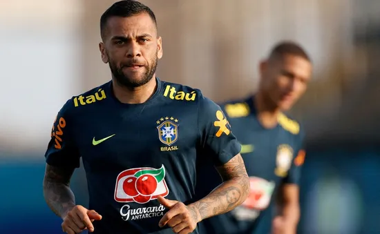 Dani Alves ngồi tù 4 năm