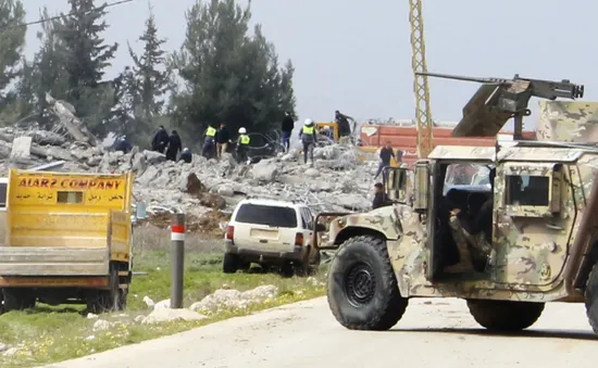 Israel ném bom miền Đông Lebanon lần đầu tiên kể từ khi xung đột ở Dải Gaza bùng phát