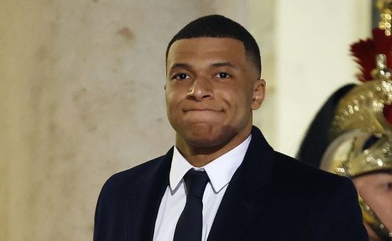 Kylian Mbappe xác nhận vẫn chưa ký kết bất kỳ điều gì với Real Madrid