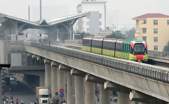 Bố trí 10 điểm đỗ xe cho khách đi tàu Nhổn - ga Hà Nội