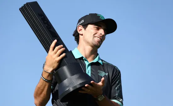 Joaquin Niemann vô địch LIV Golf Jeddah