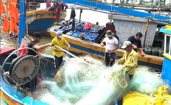 Từ 20/5, khai thác thủy sản không phép sẽ bị phạt 100 triệu đồng