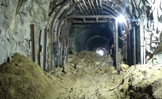 Triển khai giải pháp mới khắc phục sạt lở hầm đường sắt Bãi Gió