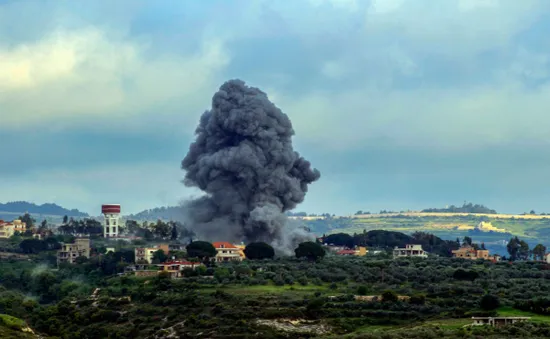 Israel tấn công vào sâu trong lãnh thổ Lebanon