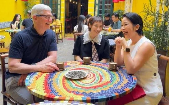 Lịch trình dày đặc của CEO Tim Cook tại Việt Nam