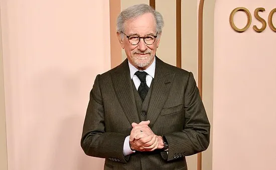 Steven Spielberg chuẩn bị đạo diễn bộ phim về UFO