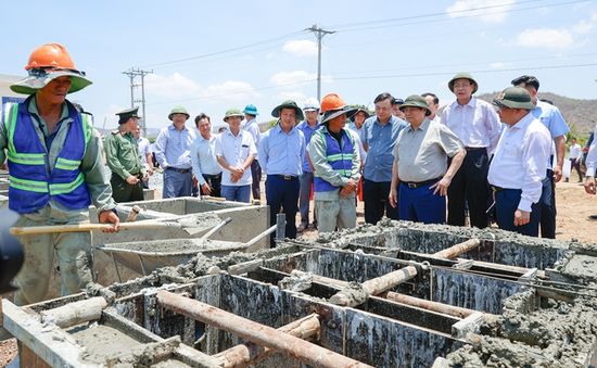 Thủ tướng: Ninh Thuận tập trung quy hoạch hệ thống hồ thủy lợi, khắc phục khô hạn trong năm 2025