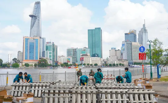 1.500 quả pháo hoa tầm cao sẵn sàng khai hỏa