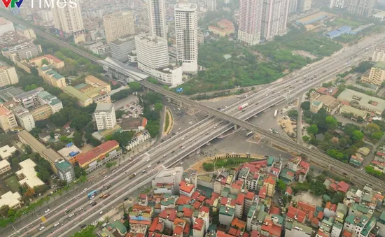 Diện mạo mới của nút giao Mai Dịch trước ngày thông xe cầu vượt thép