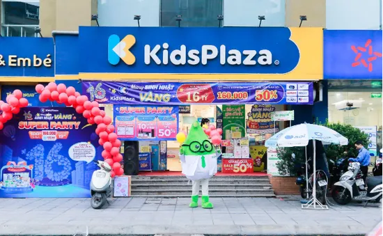 Tưng bừng sinh nhật 16 năm: KidsPlaza tri ân khách hàng 160.000 phần quà miễn phí