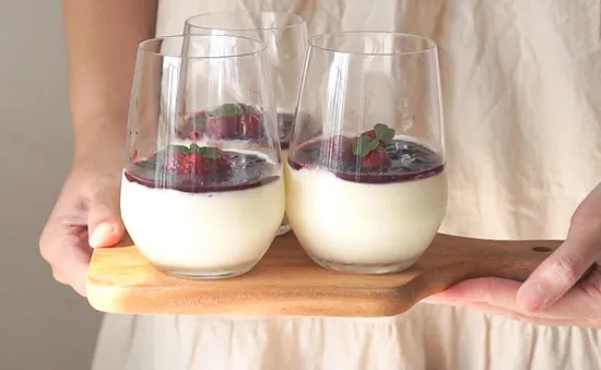 Panna cotta - Món tráng miệng làm tại nhà siêu dễ, đẹp mắt lại rất ngon