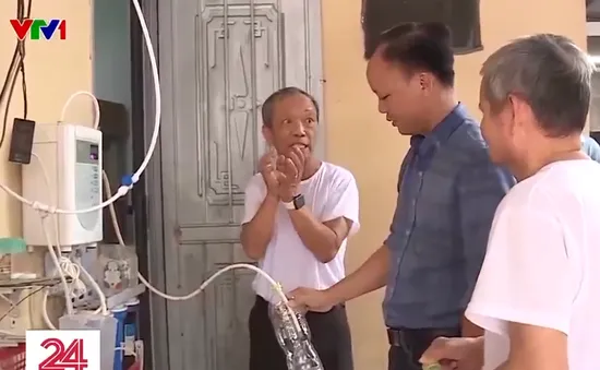 "Nước thần" chữa bách bệnh: Tiền mất tật mang, có bệnh nhân tử vong vì suy kiệt