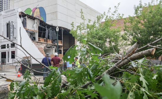 Mưa bão tại Texas (Mỹ): Số người thiệt mạng tăng lên 7, hàng trăm nghìn ngôi nhà mất điện