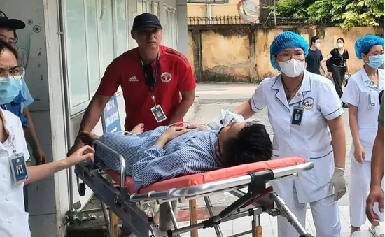 Vụ cháy nhà trọ ở Trung Kính: 3/6 nạn nhân chuyển đến bệnh viện Bạch Mai