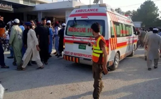 Tai nạn giao thông nghiêm trọng ở Pakistan khiến ít nhất 11 người tử vong