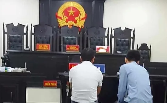 Xét xử Phó Chủ tịch xã và cán bộ địa chính vì sai phạm bồi thường thu hồi đất ở Hà Nội