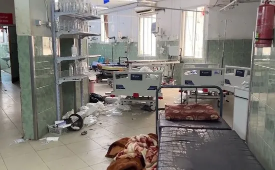 Người dân Rafah bị nguy hiểm hơn khi Israel tấn công 2 bệnh viện của thành phố