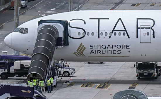 Vụ máy bay Singapore Airlines gặp nhiễu động không khí: Do sự thay đổi đột ngột về trọng lực của máy bay
