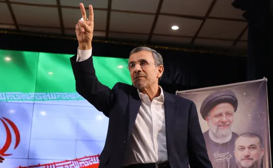 Cựu Tổng thống Mahmoud Ahmadinejad đăng ký tranh cử Tổng thống Iran
