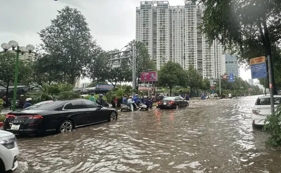 Bắc Bộ lại chuẩn bị có mưa lớn kèm sấm sét dữ dội