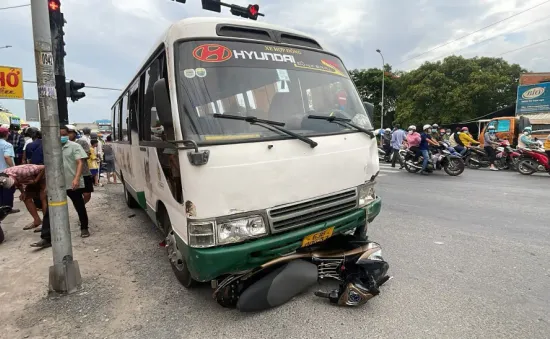 Vụ xe khách tông hàng loạt xe máy làm 2 người tử vong: Tài xế khai xe mất phanh