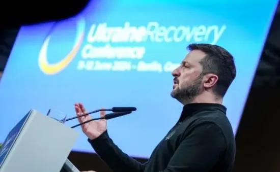 Tổng thống Zelensky tham dự Hội nghị tái thiết Ukraine