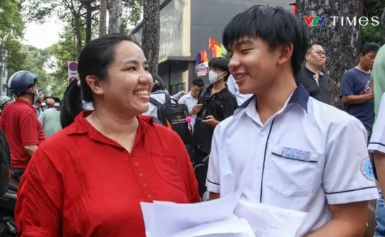 Đậu trường chuyên nổi tiếng, học sinh TP Hồ Chí Minh vẫn tiếp tục đợi kết quả lớp 10 công lập