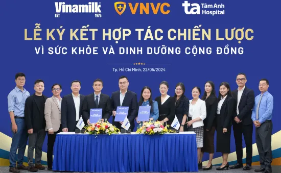 VINAMILK cùng đội ngũ điều dưỡng nâng cao hiệu quả chăm sóc sức khỏe cộng đồng