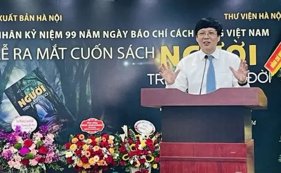 “Người trên đường đời” - Dấu ấn 45 năm cầm bút của nhà báo Hồ Quang Lợi