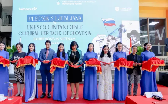 Triển lãm tranh kỷ niệm 30 năm quan hệ hữu nghị và hợp tác Việt Nam - Slovenia