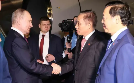 Tổng thống Nga Putin thăm Việt Nam: Bồi đắp thêm tình cảm hữu nghị truyền thống giữa hai nước