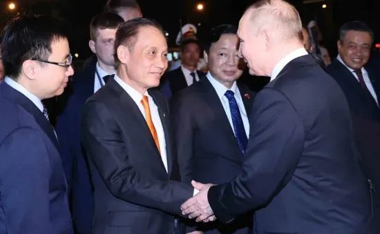Tổng thống Nga Vladimir Putin kết thúc tốt đẹp chuyến thăm cấp Nhà nước tới Việt Nam